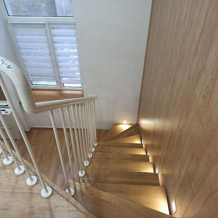 Smart City Apartament Lviv Bagian luar foto