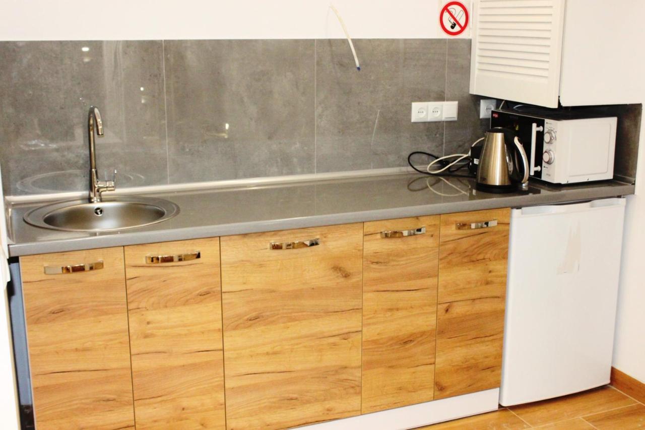 Smart City Apartament Lviv Bagian luar foto