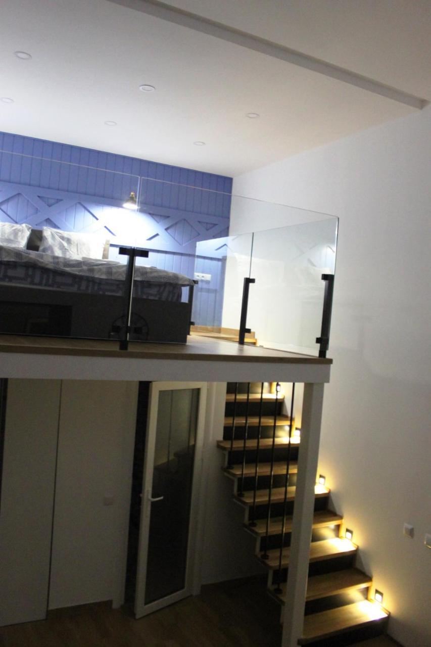 Smart City Apartament Lviv Bagian luar foto