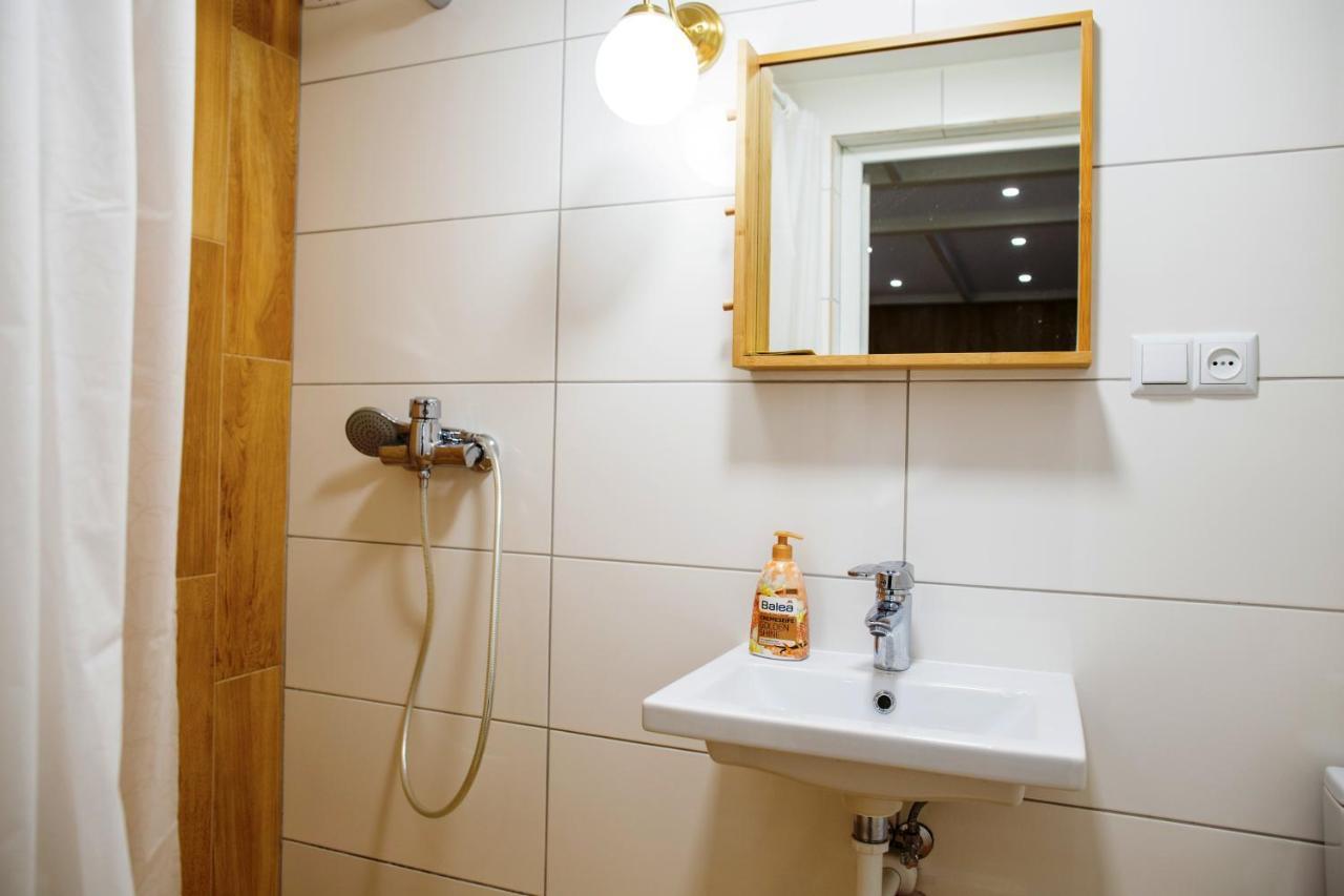 Smart City Apartament Lviv Bagian luar foto