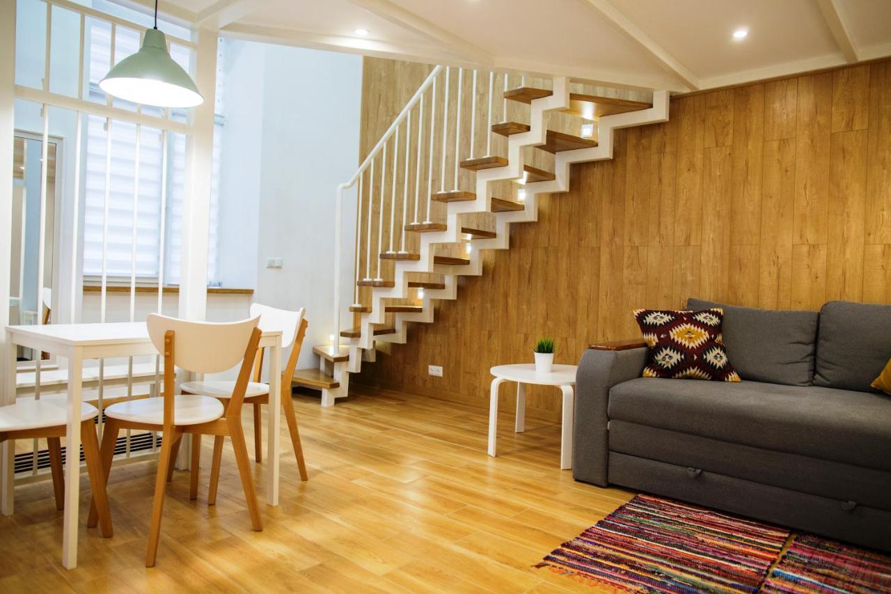 Smart City Apartament Lviv Bagian luar foto